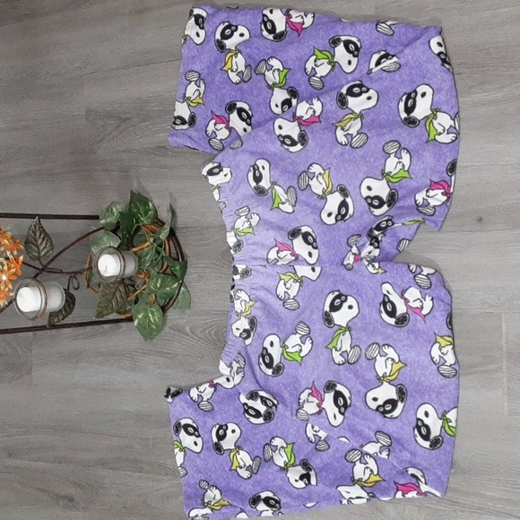 Peanuts Snoopy Pajama Pants - Picture 7 of 10
